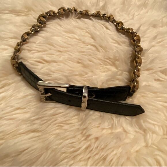 Belt with gold lace up accent - Picture 3 of 6